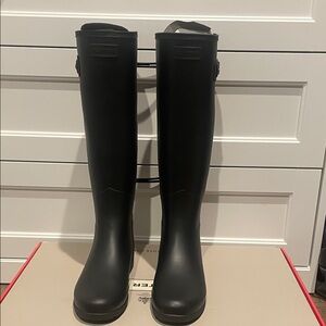 Hunter Women's Classic Black Rain Boots